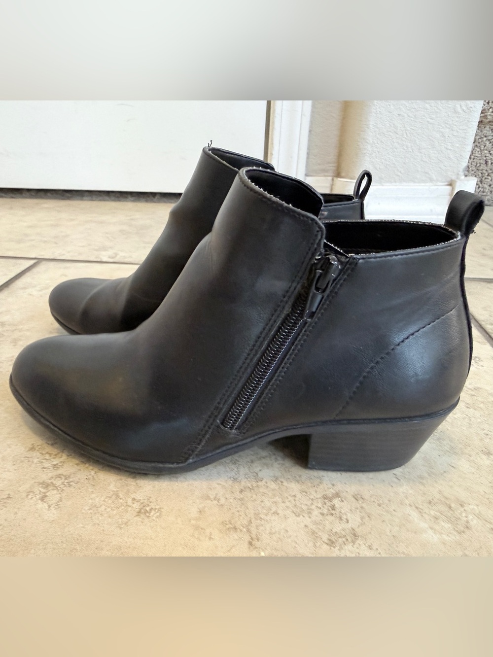 Women's Black Leather Ankle Booties with Side Zip